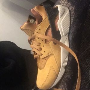 nike huaraches mens dark khaki